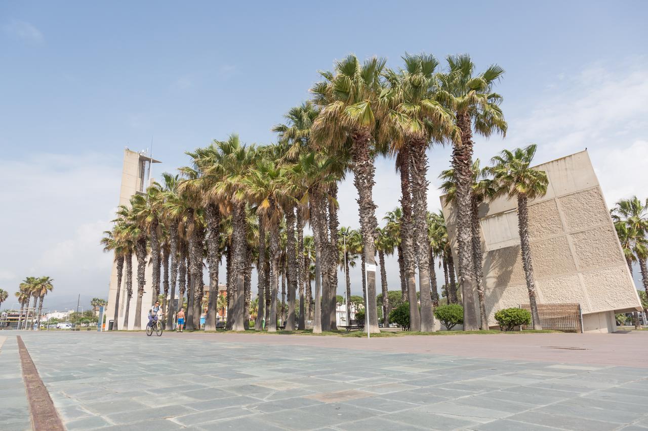 Rambla de Marisol Apartments Castelldefels Exterior foto